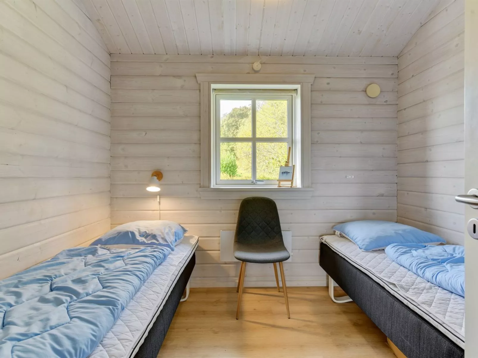 "Ruusu" - 300m from the sea-Binnen