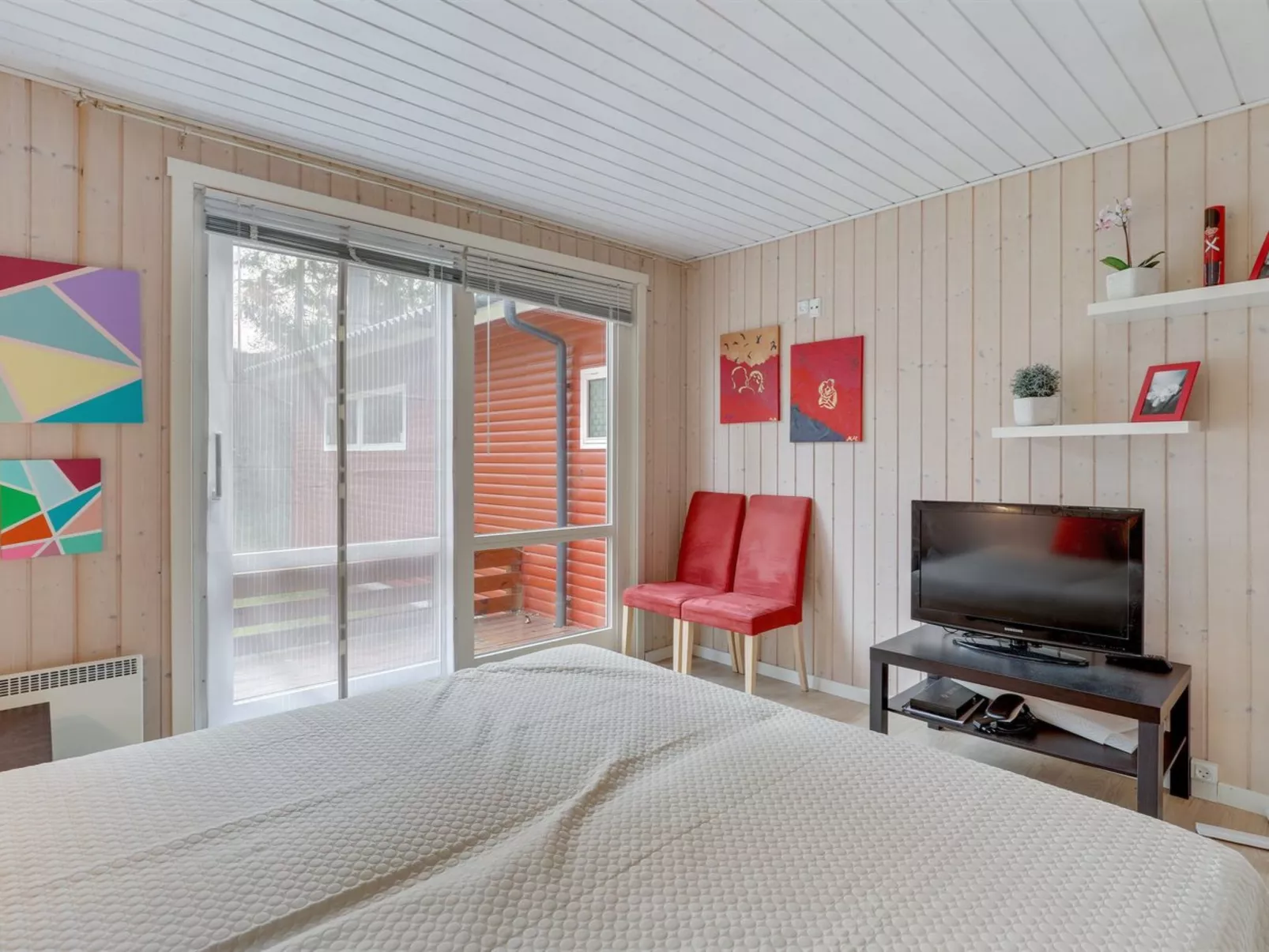 "Jaarne" - 800m from the sea-Binnen