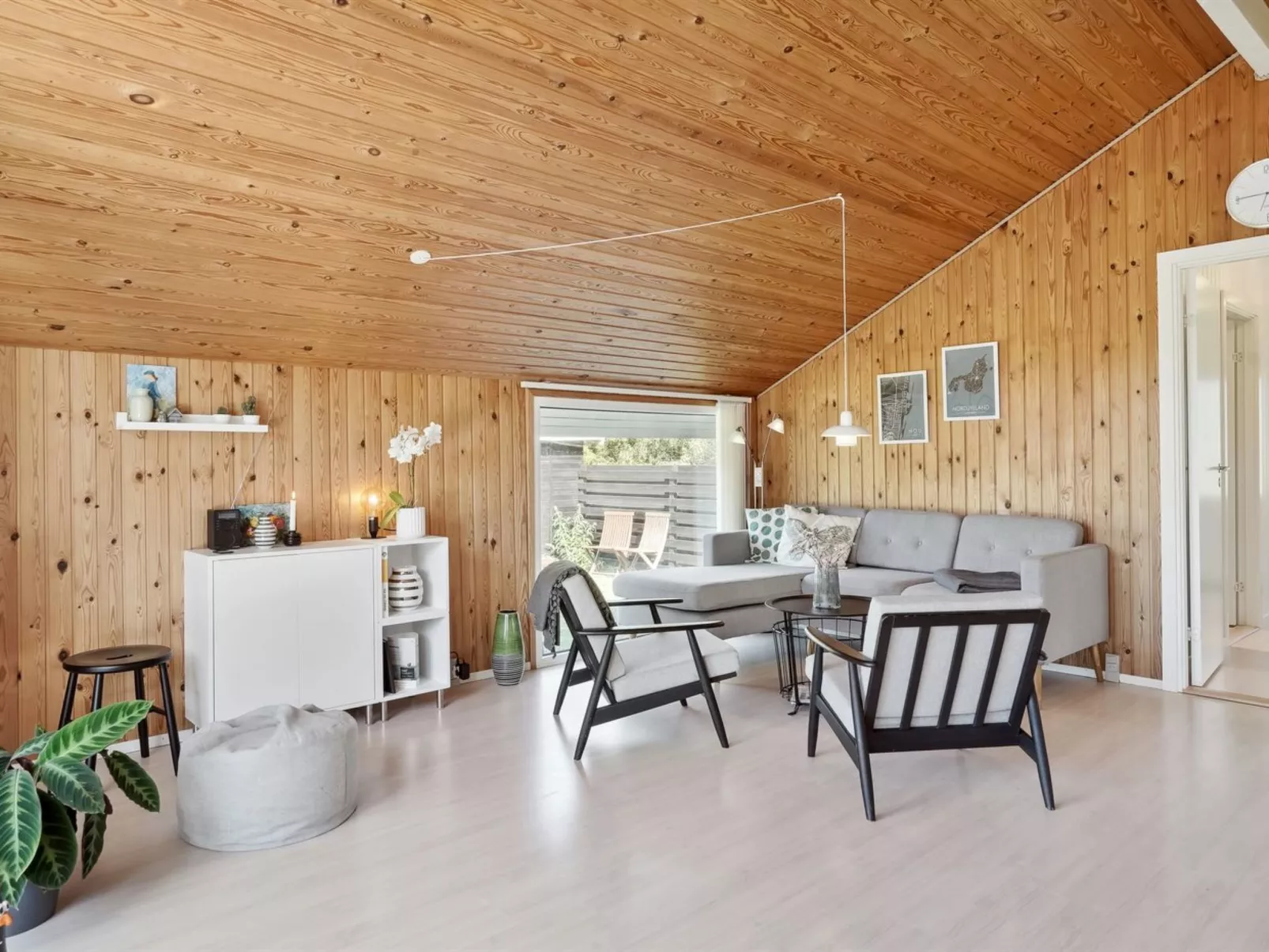 "Aderice" - 1km from the sea-Binnen