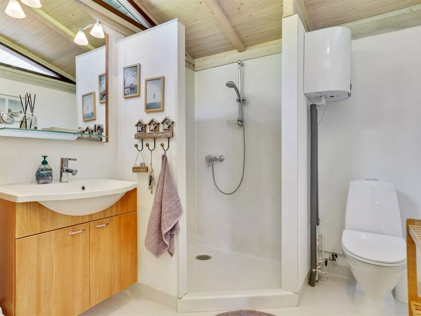 "Jelko" - 1.2km from the sea-Binnen