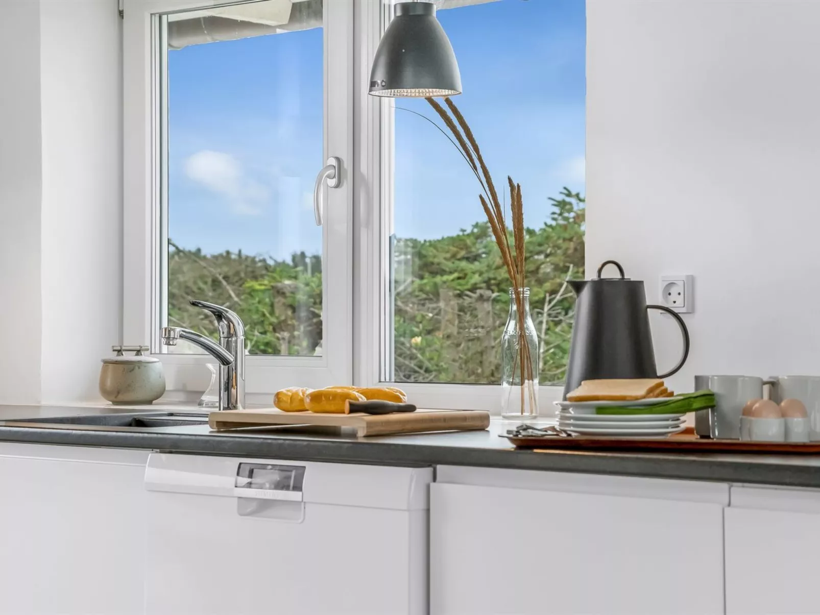 "Aija" - 375m from the sea-Binnen