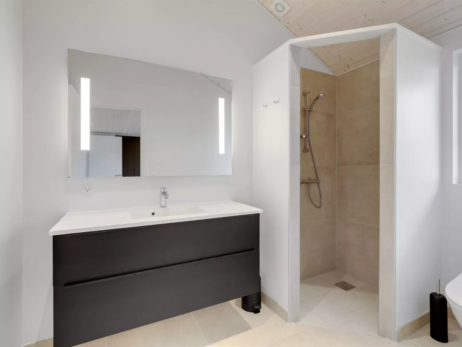 "Maike" - 200m from the sea-Binnen