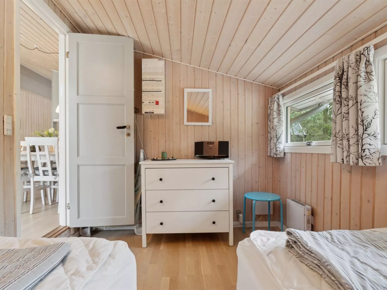 "Roir" - 250m from the sea-Binnen