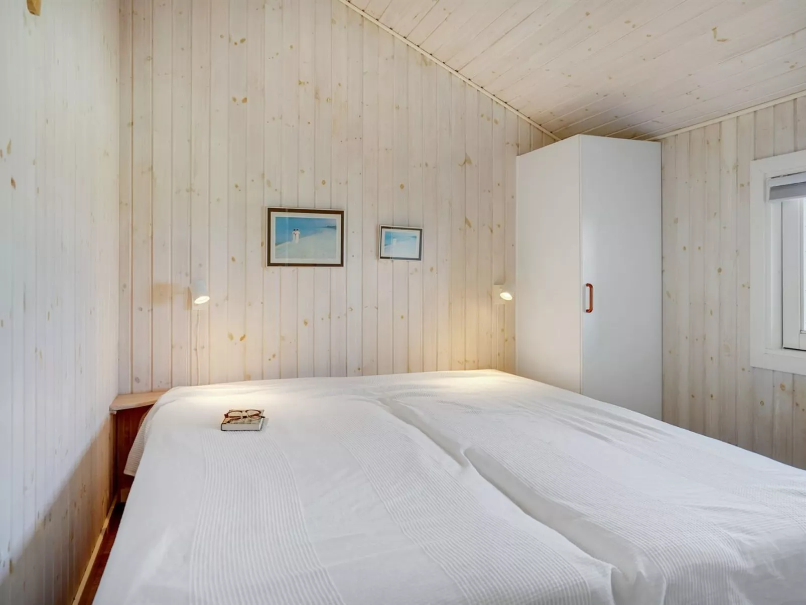 "Diertje" - 10m from the sea-Binnen