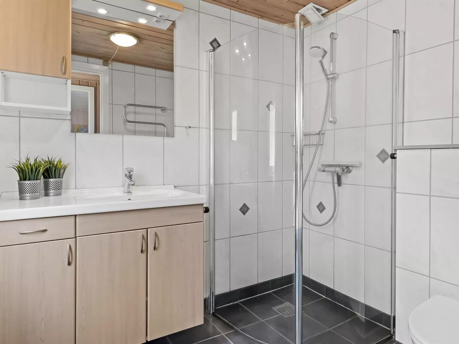 "Karlotta" - 2.2km from the sea-Binnen