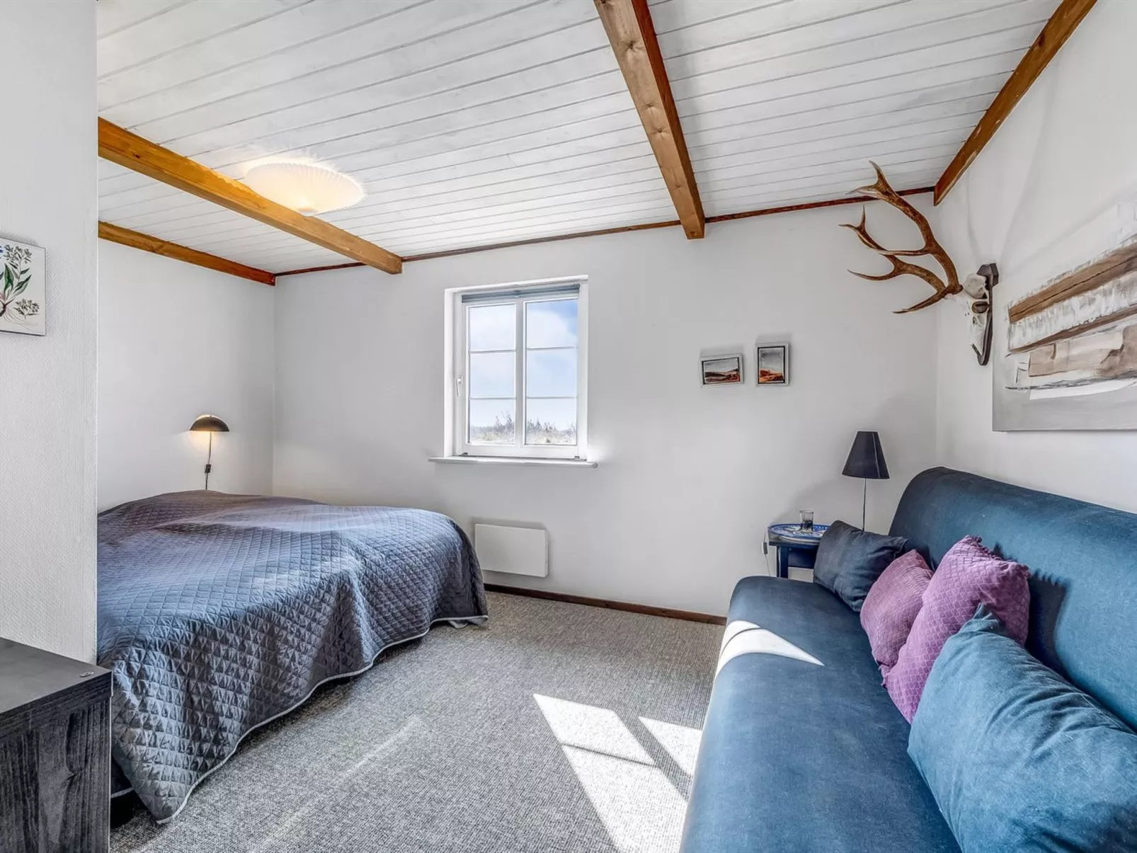 "Bjart" - 50m to the fjord-Binnen