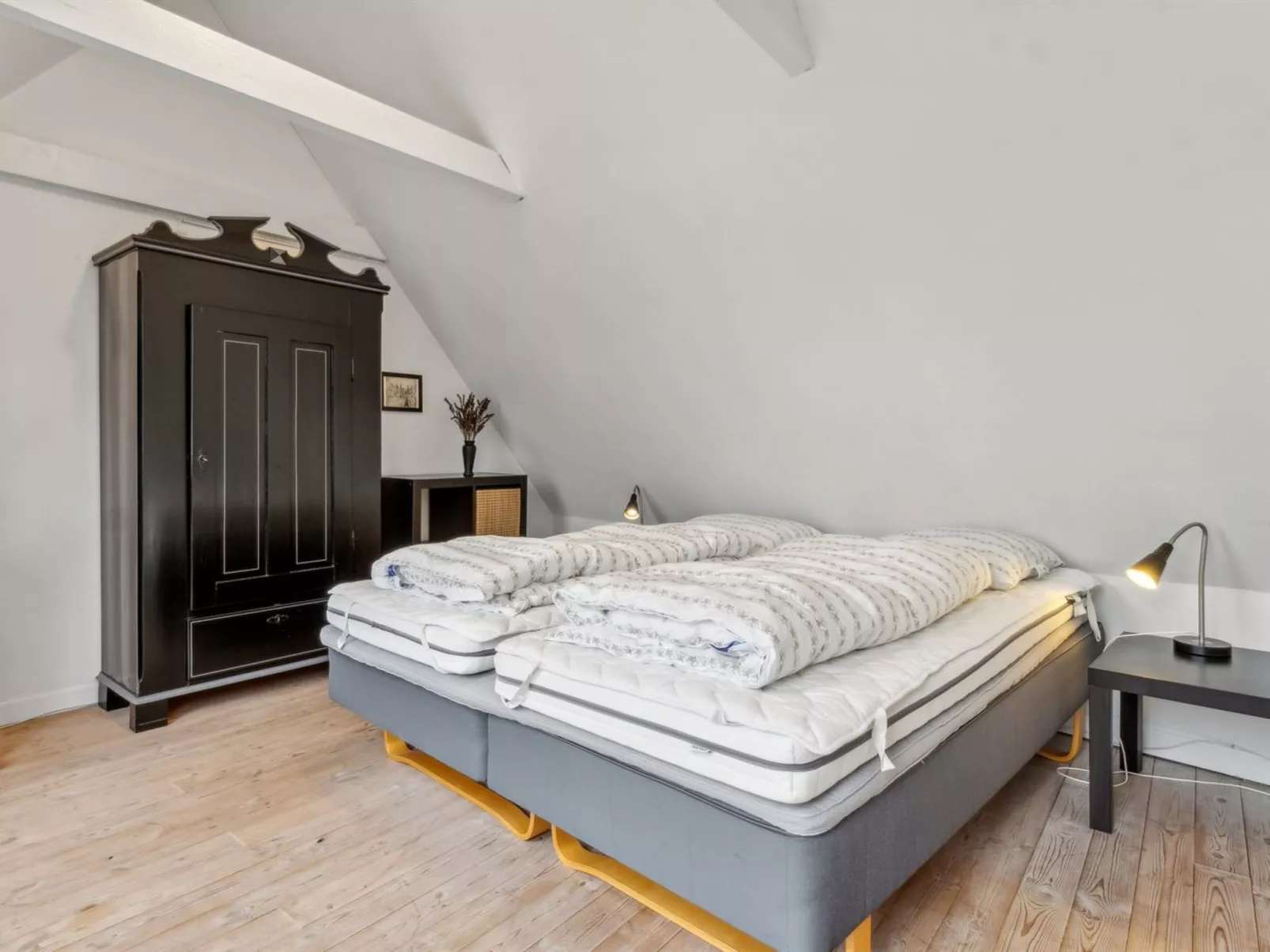 "Zezilie" - 500m from the sea-Binnen