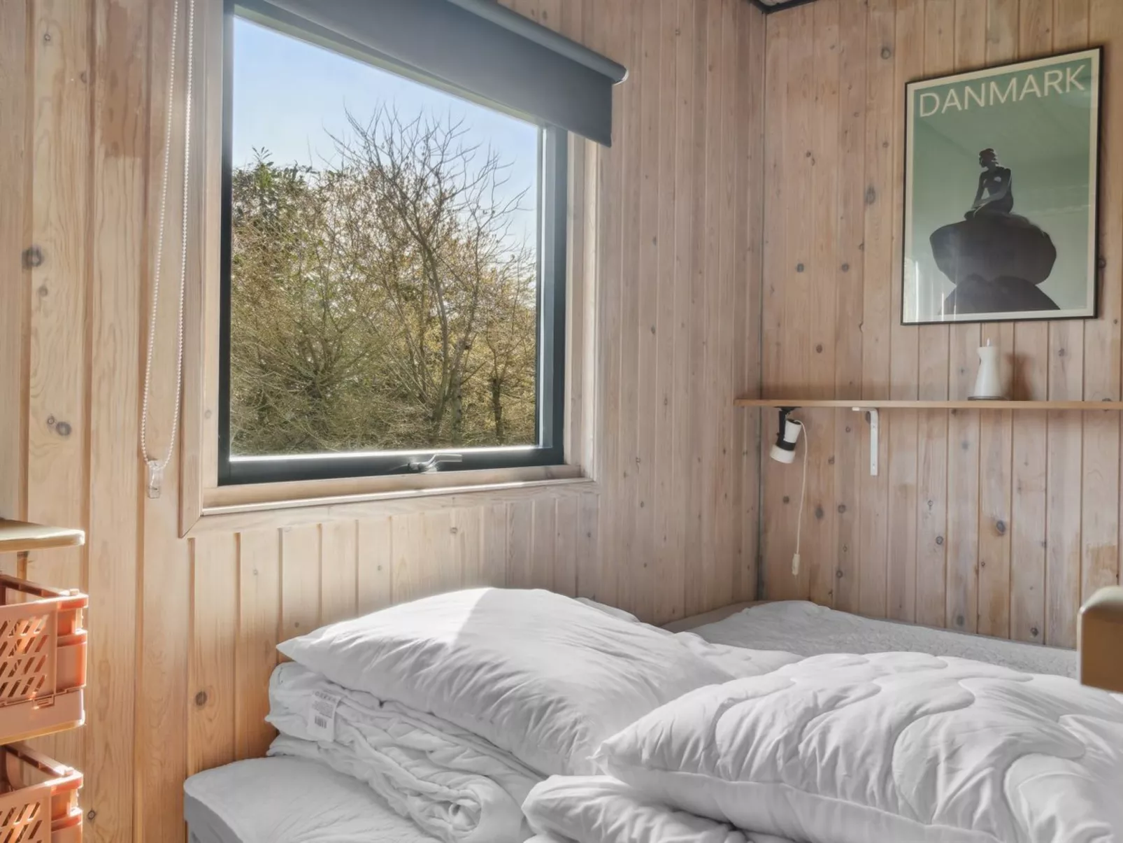 "Frode" - 400m from the sea-Binnen