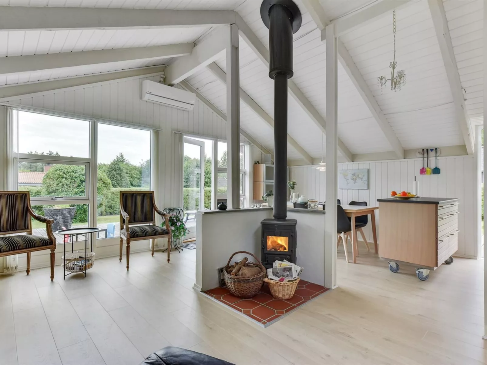 "Ullakarin" - 350m from the sea-Binnen