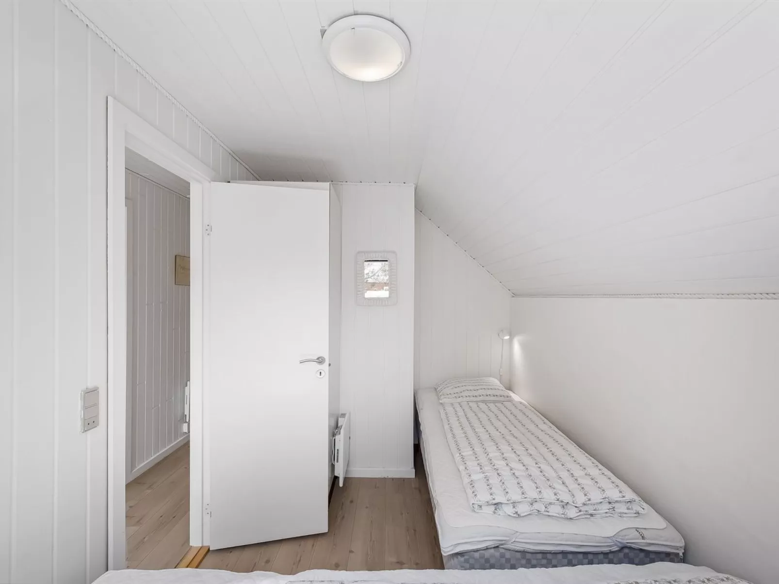 "Lidija" - 850m from the sea-Binnen