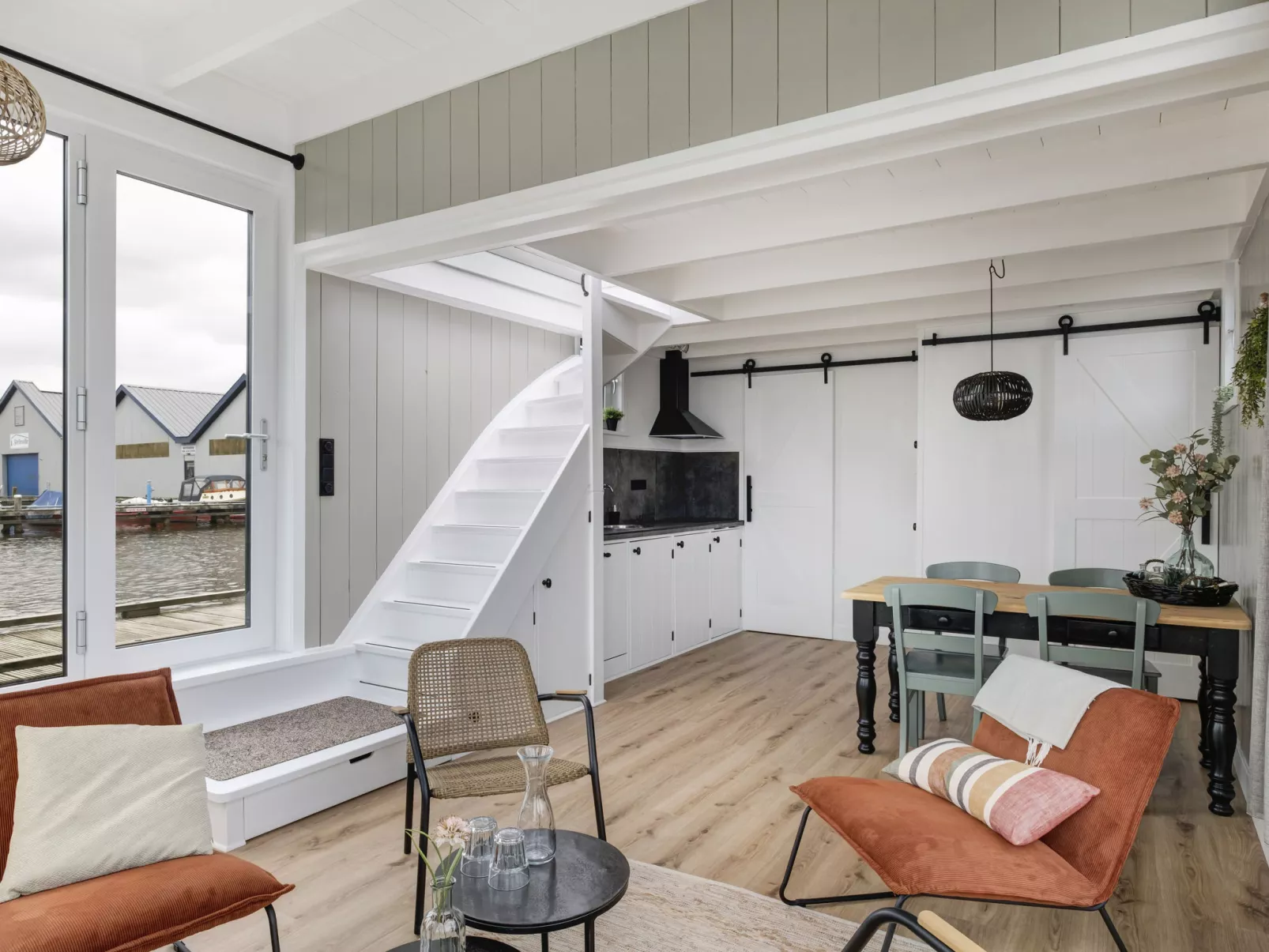 Harboursuite 2 incl. motorboot-Binnen
