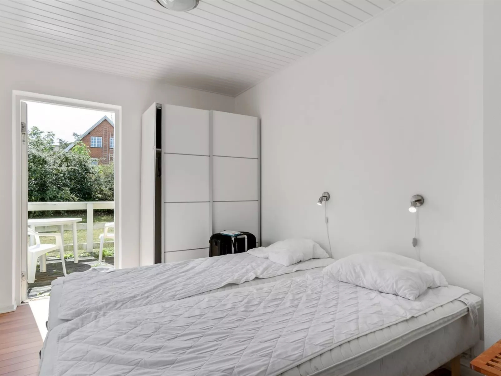 "Alija" - 50m from the sea-Binnen