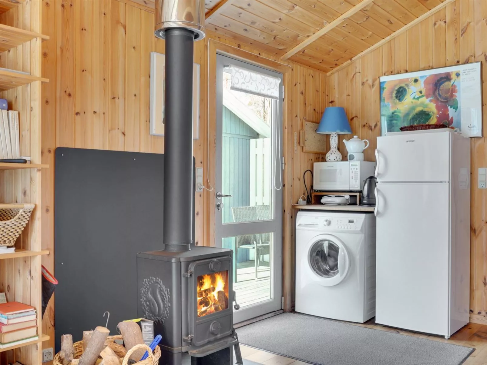 "Valda" - 800m from the sea-Binnen