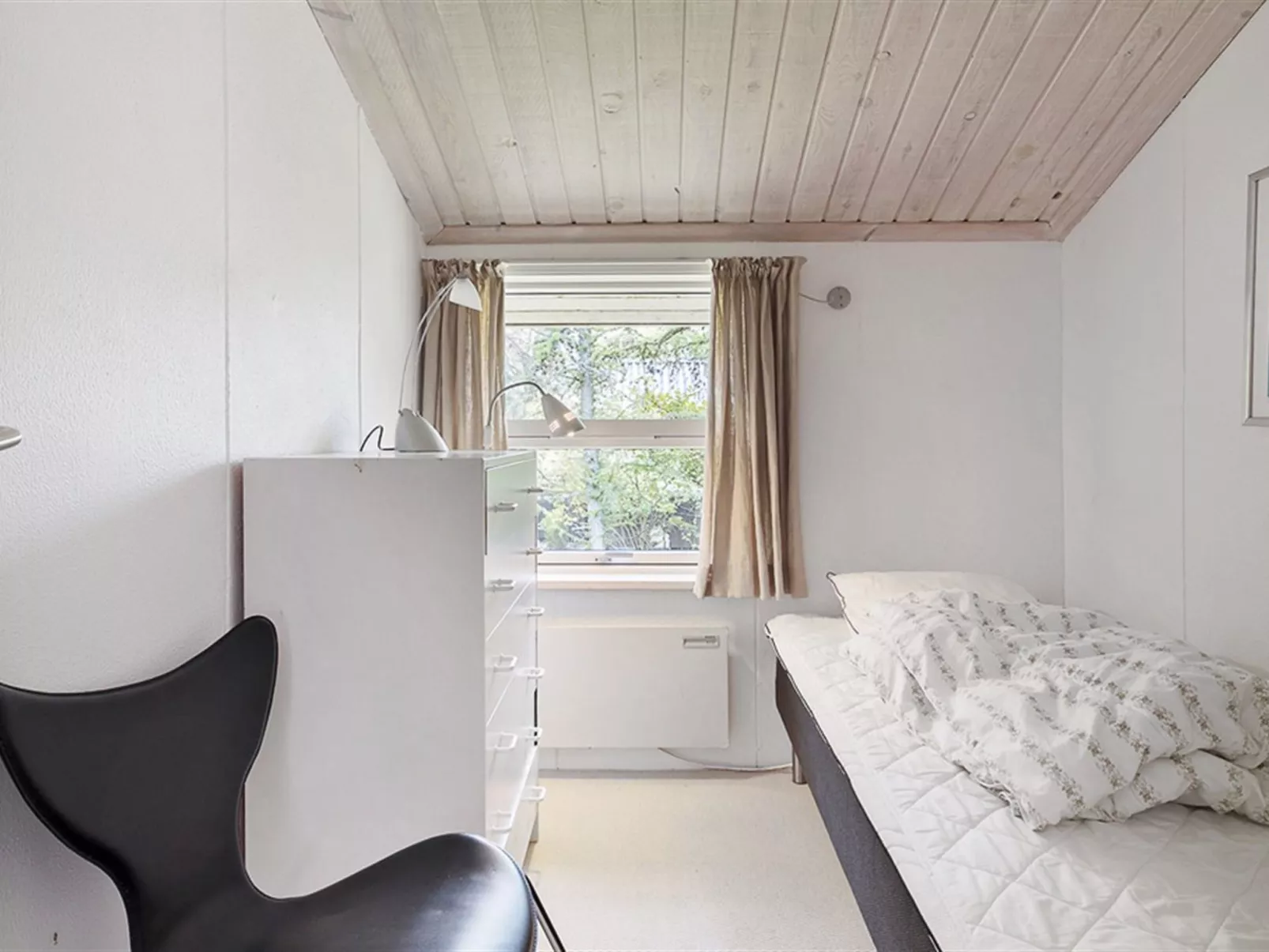 "Amabel" - 200m from the sea-Binnen