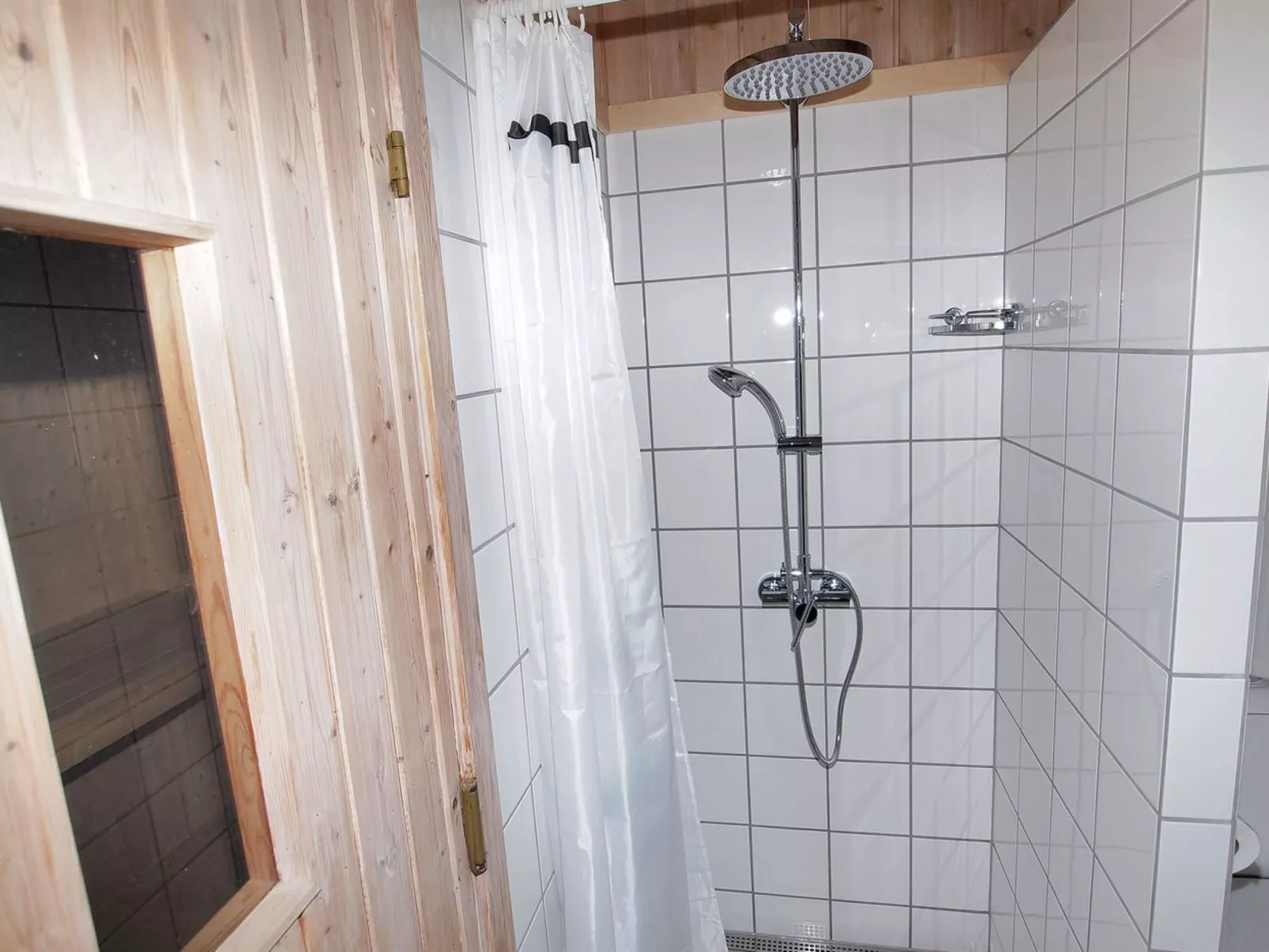 "Sena" - 250m from the sea-Binnen