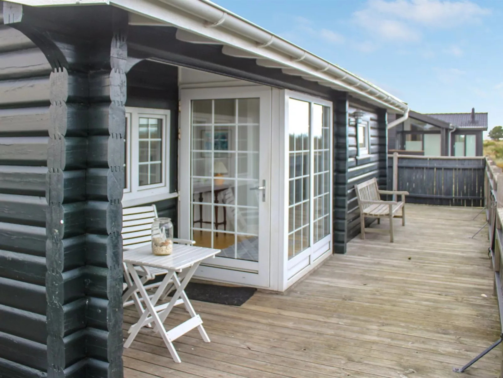 "Jenson" - 75m from the sea-Buiten