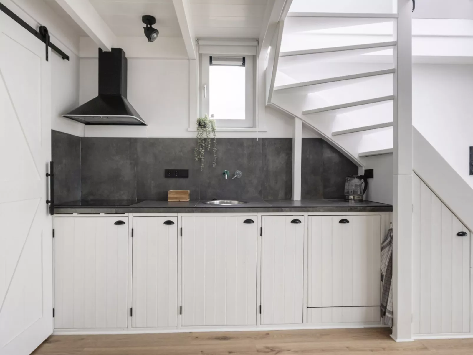 Harboursuite Woudsend incl. motorboot-Binnen