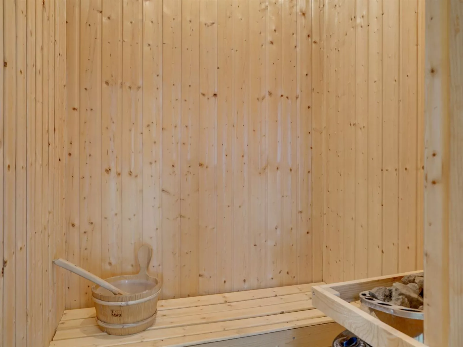 "Farnke" - 600m from the sea-Binnen