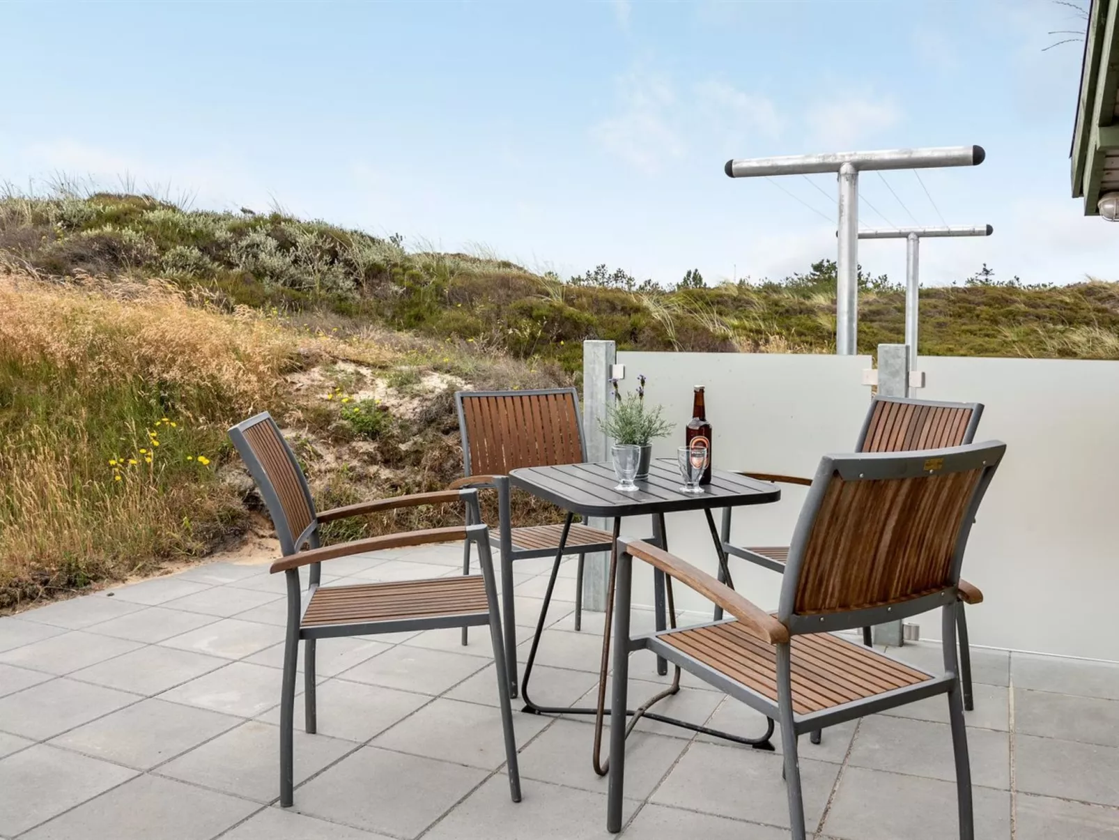 "Tennie" - 300m from the sea-Buiten