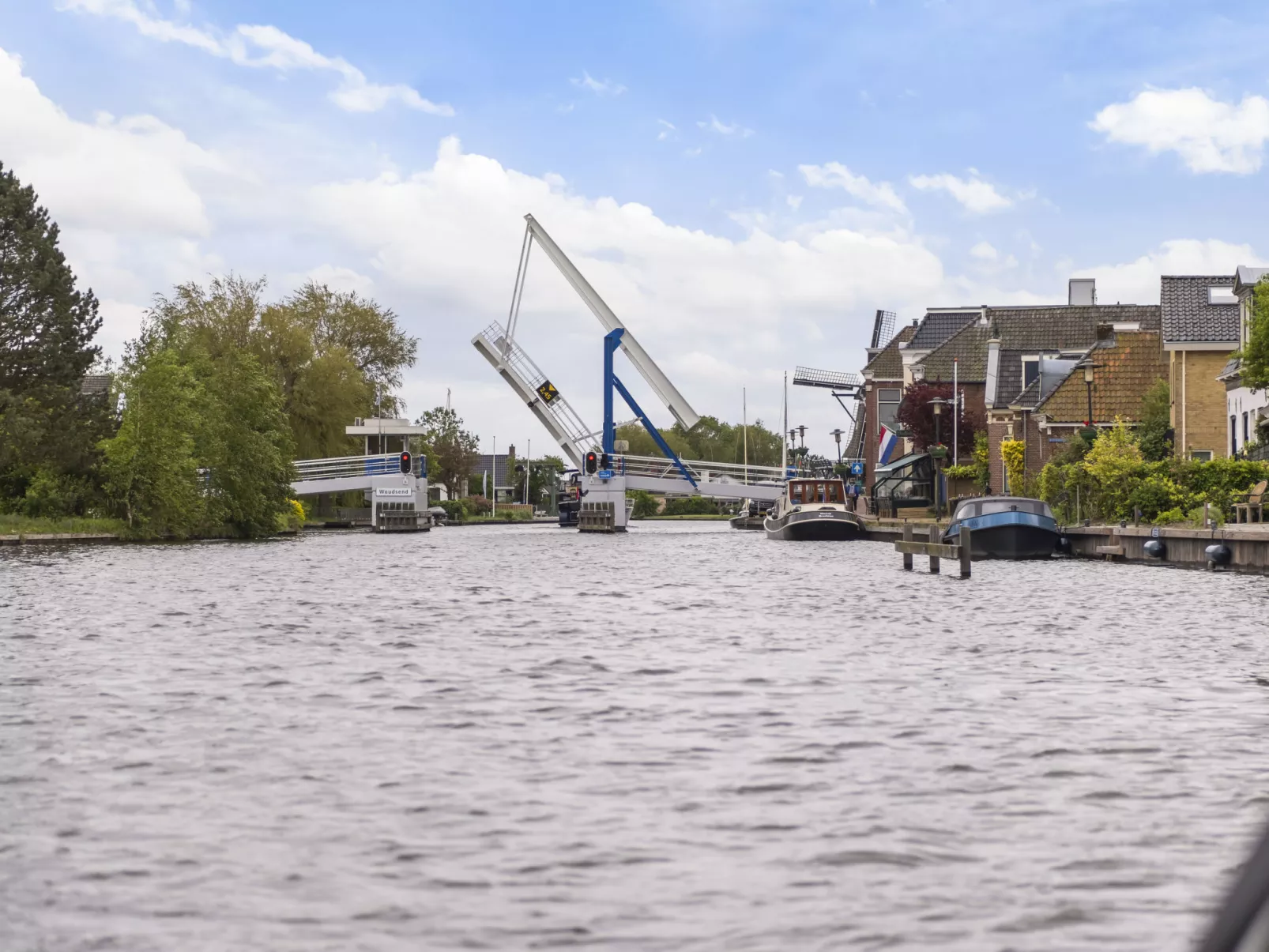 Harboursuite Woudsend incl. motorboot-Buiten