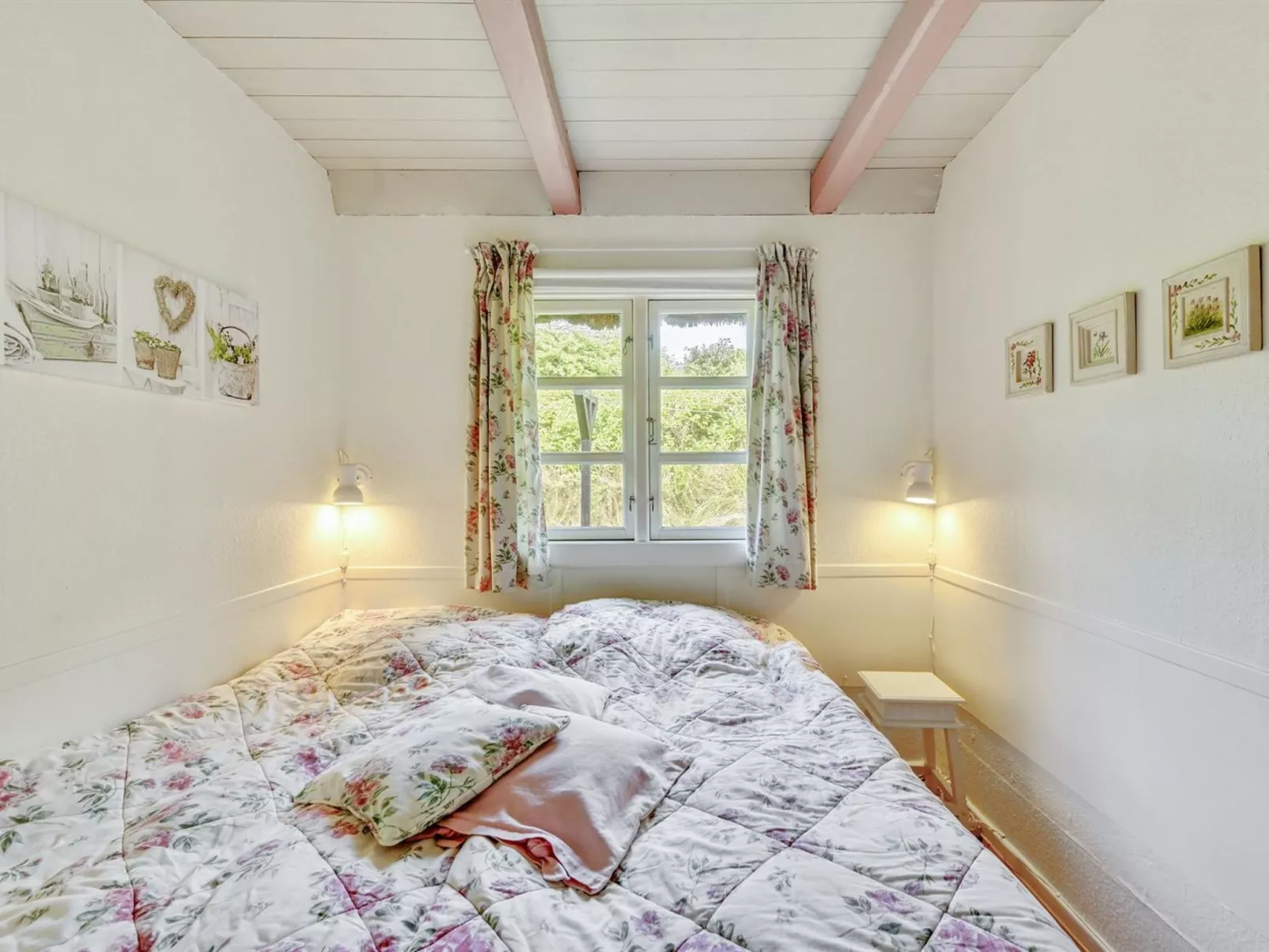 "Annika" -  from the sea-Binnen