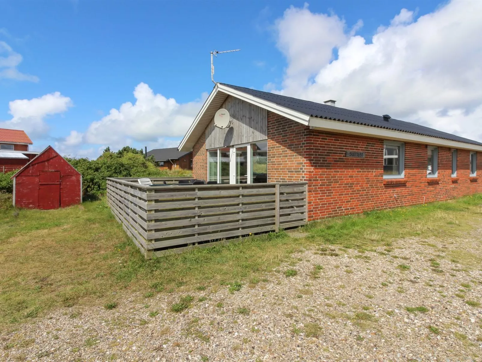 "Hawarth" - 300m to the fjord-Buiten