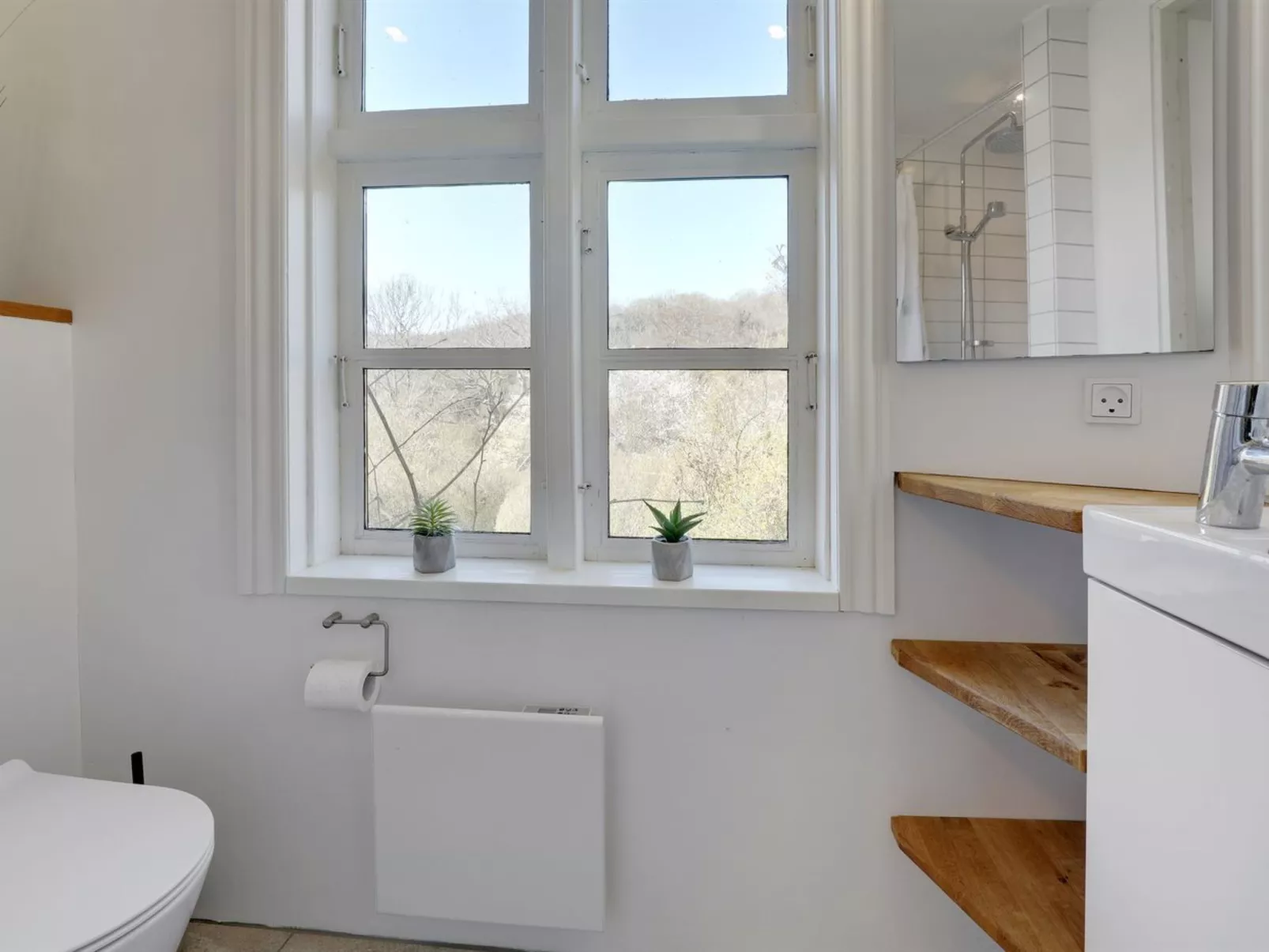 "Anina" - 400m from the sea-Binnen