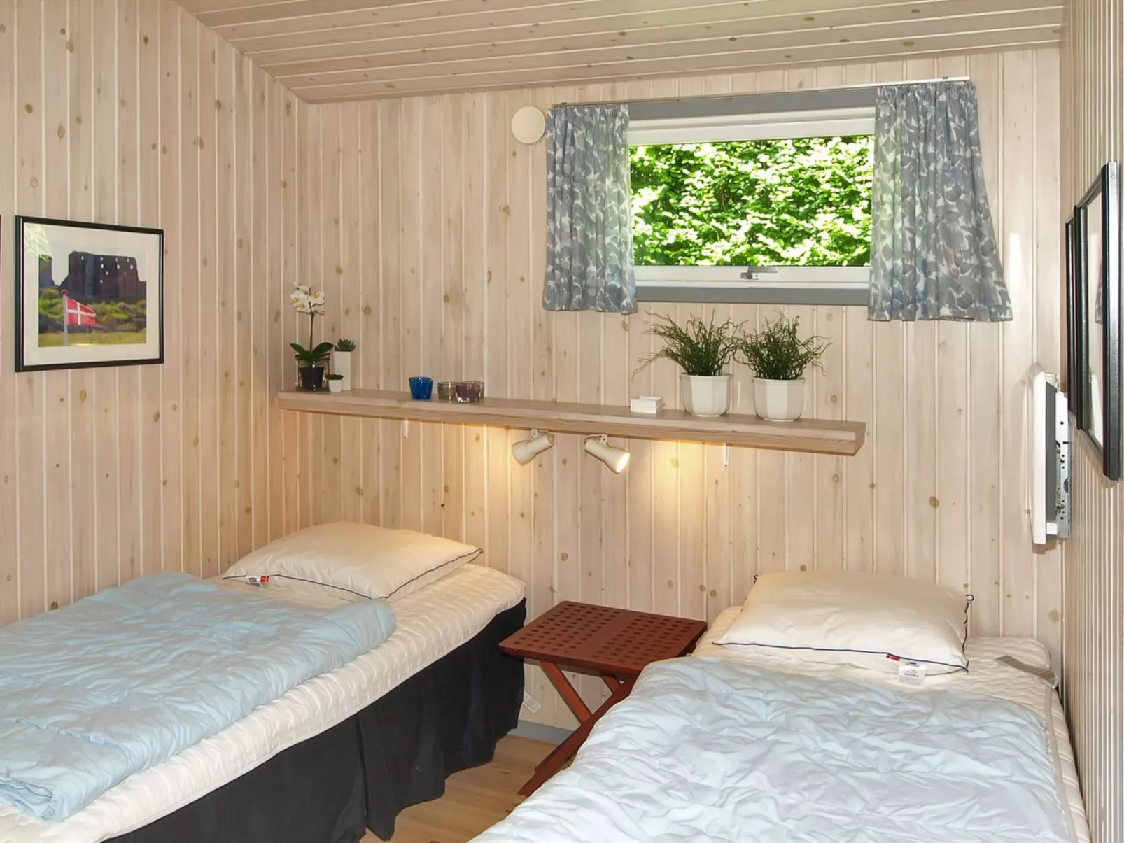 "Jolanda" - 800m from the sea-Binnen