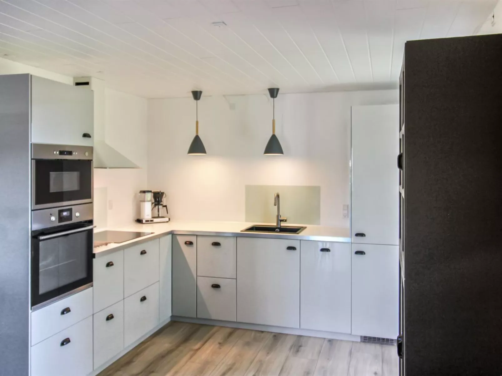 "Rask" - 3km from the sea-Binnen