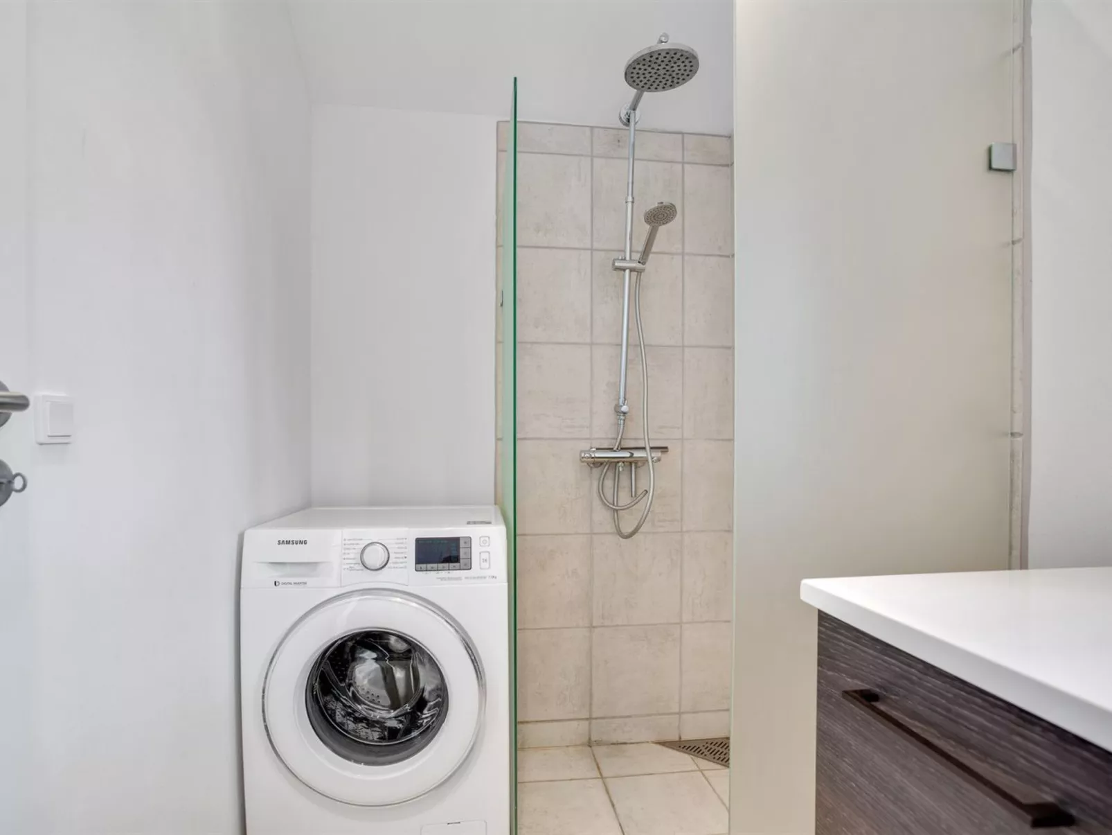 "Dorthea" - 200m from the sea-Binnen