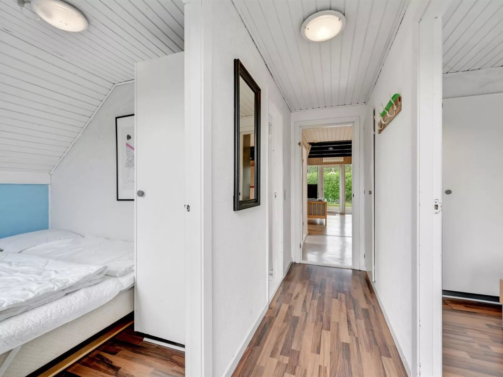 "Earline" - 900m to the fjord-Binnen