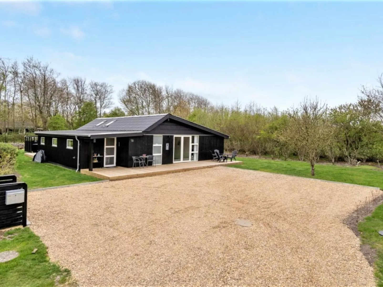 "Gustaf" - 400m to the fjord-Buiten