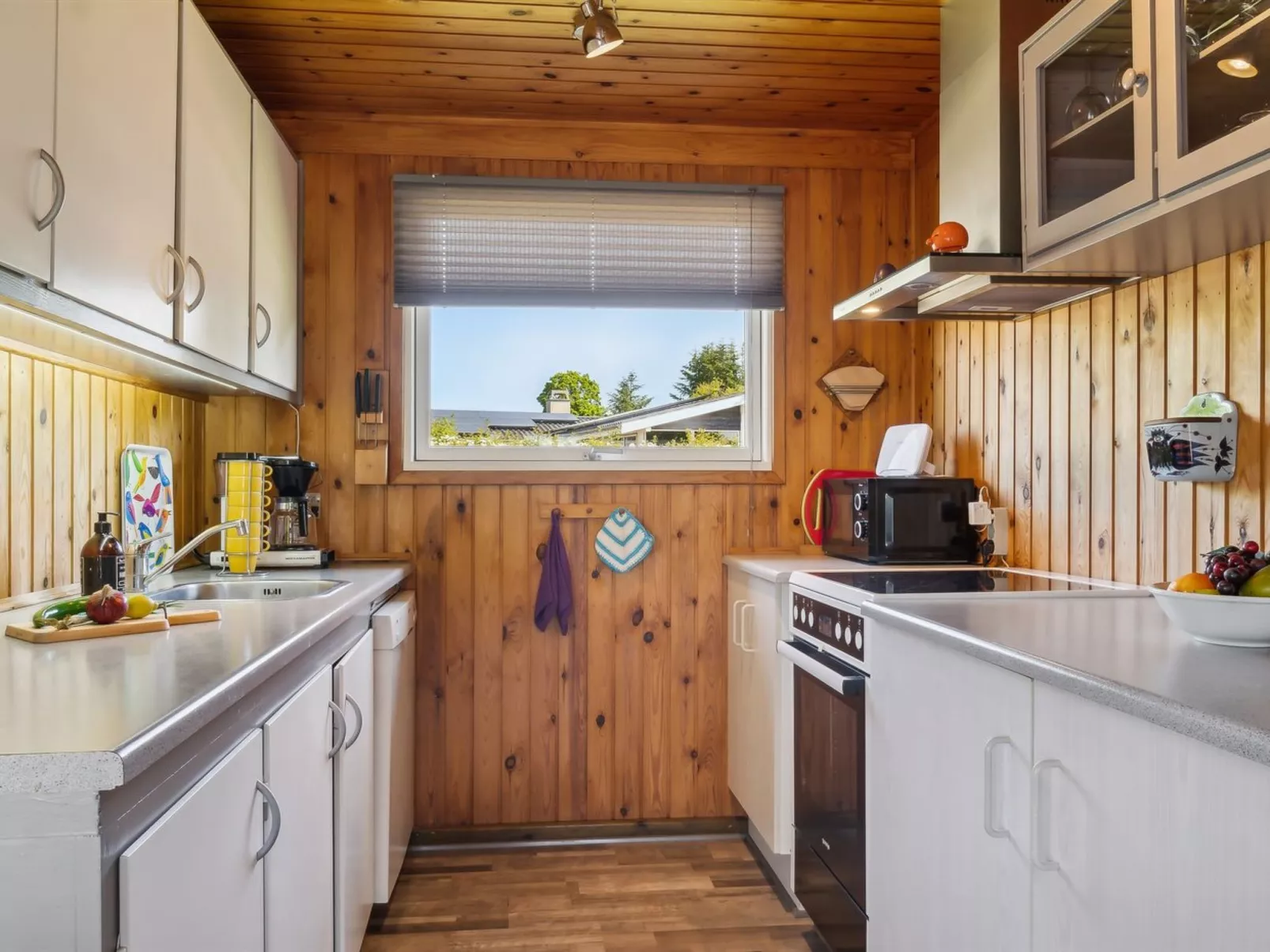 "Stygge" - 300m from the sea-Binnen