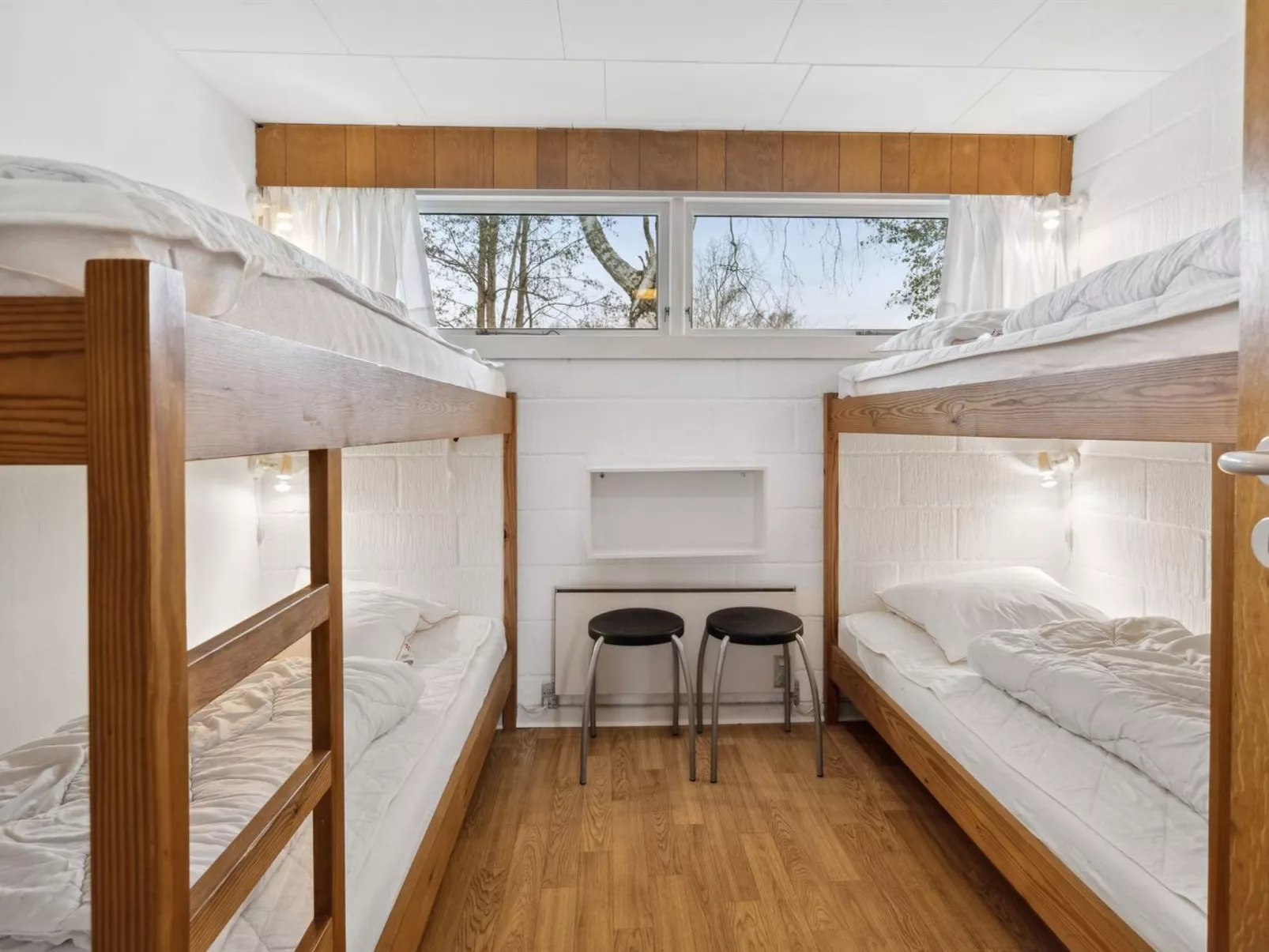 "Thara" - 100m from the sea-Binnen