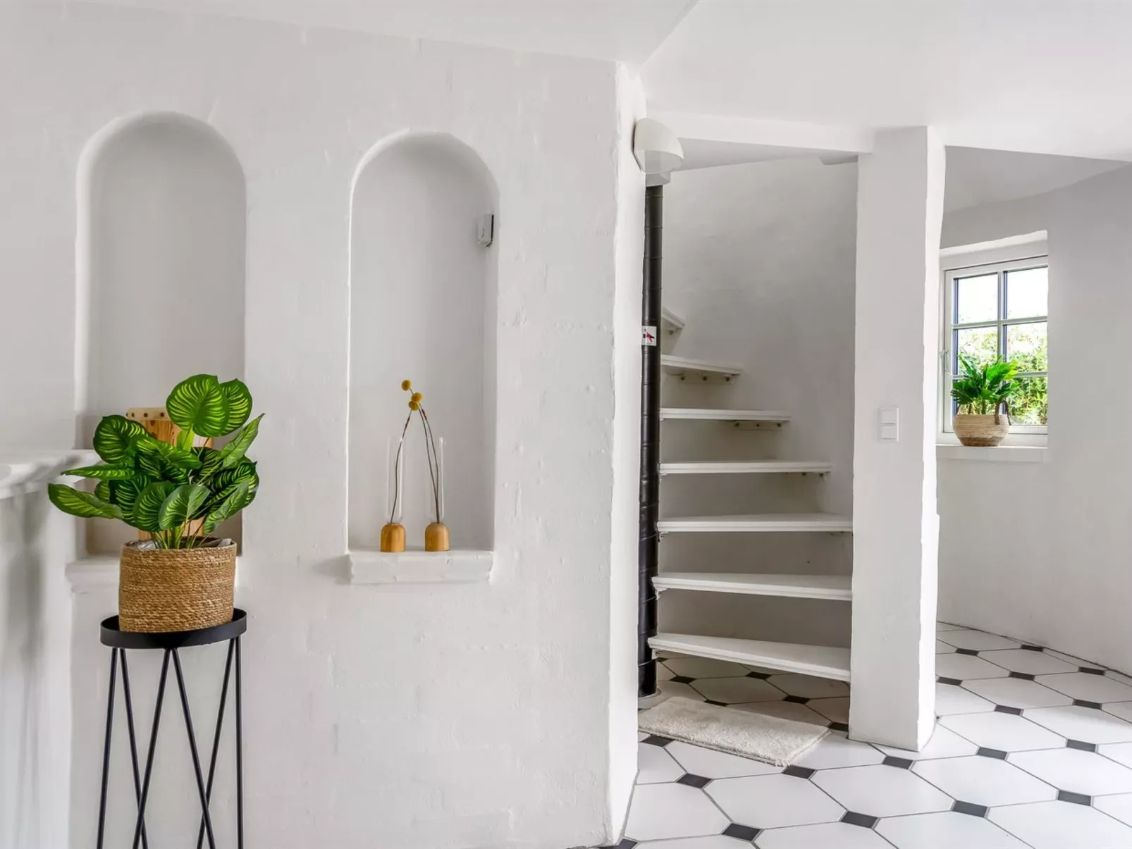 "Edmond" - 150m from the sea-Binnen