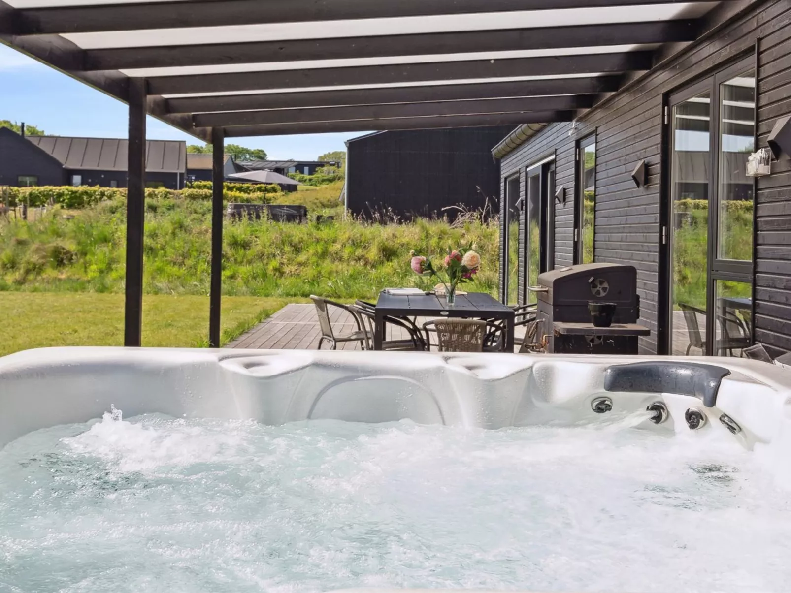 "Jul" - 300m from the sea-Buiten