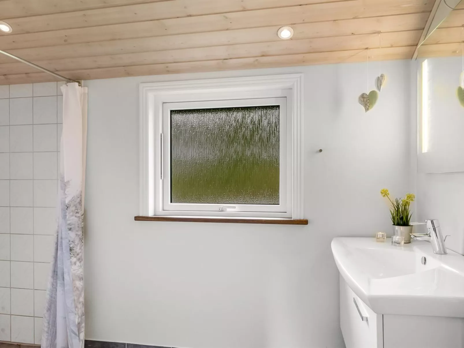 "Lillemor" - 800m to the fjord-Binnen