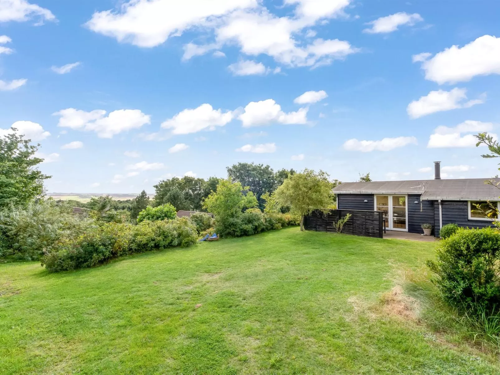 "Dimo" - 300m to the fjord-Buiten