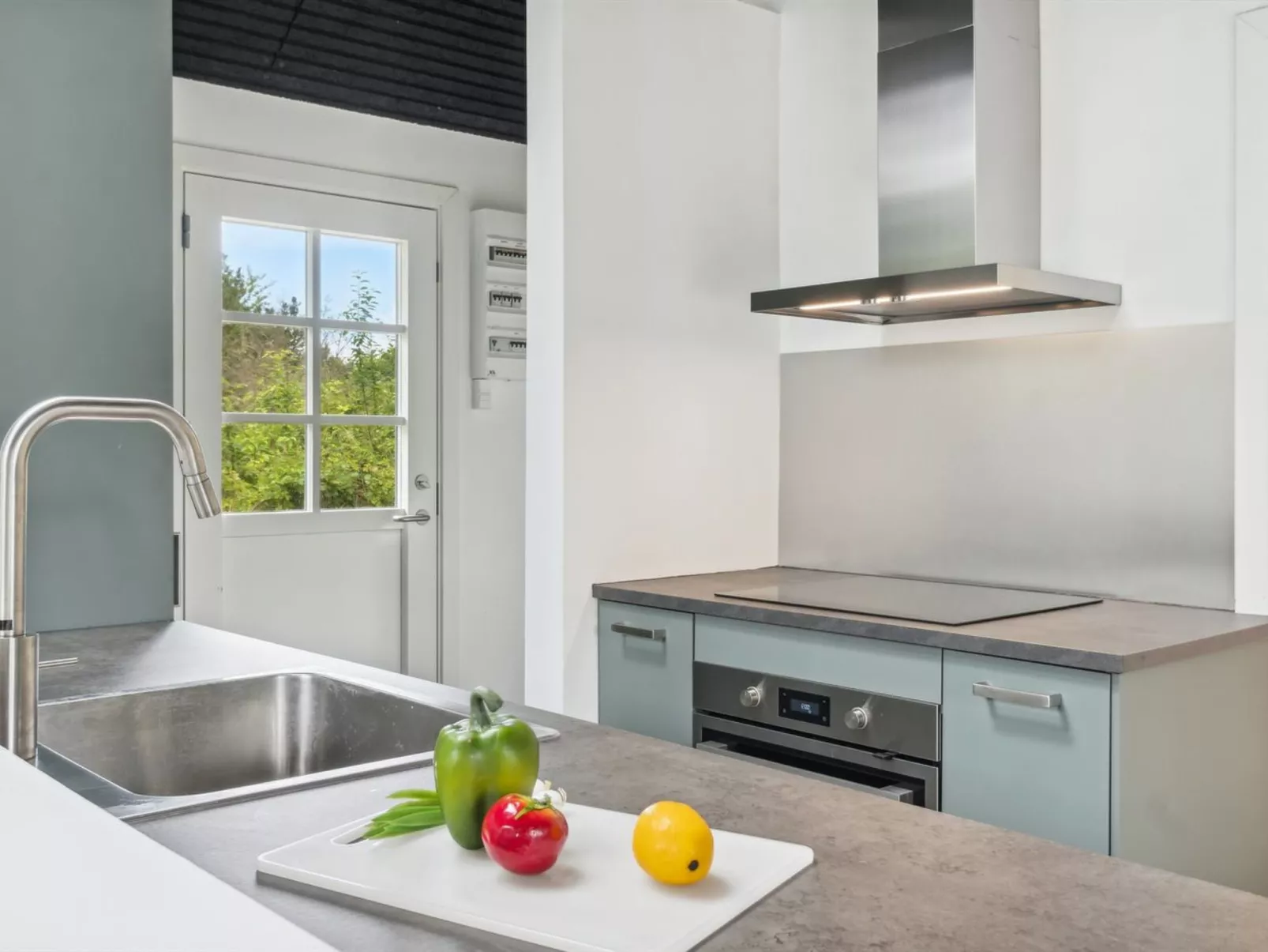 "Haghbarth" - 400m from the sea-Binnen