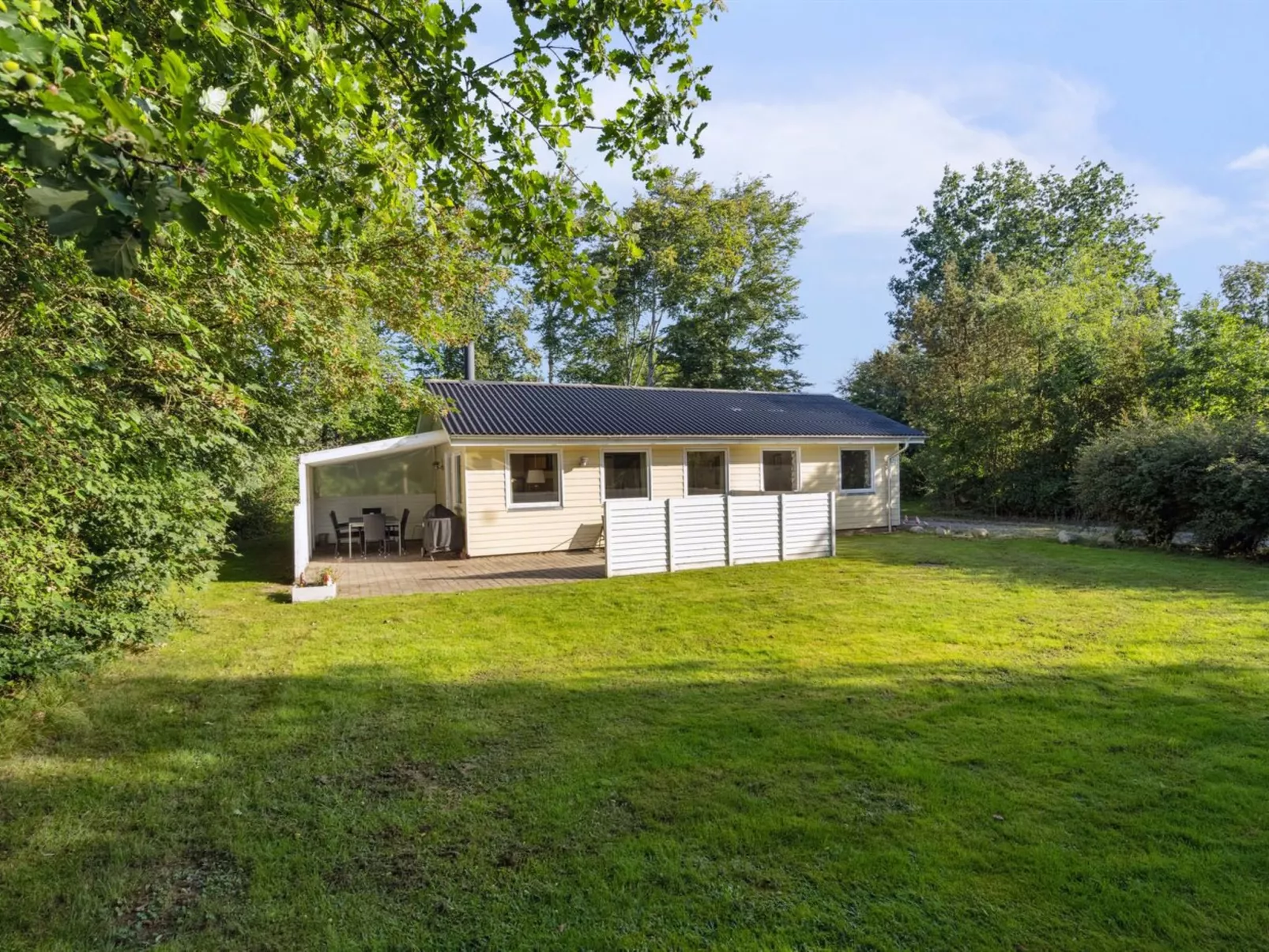 "Viljo" - 30km from the sea-Buiten