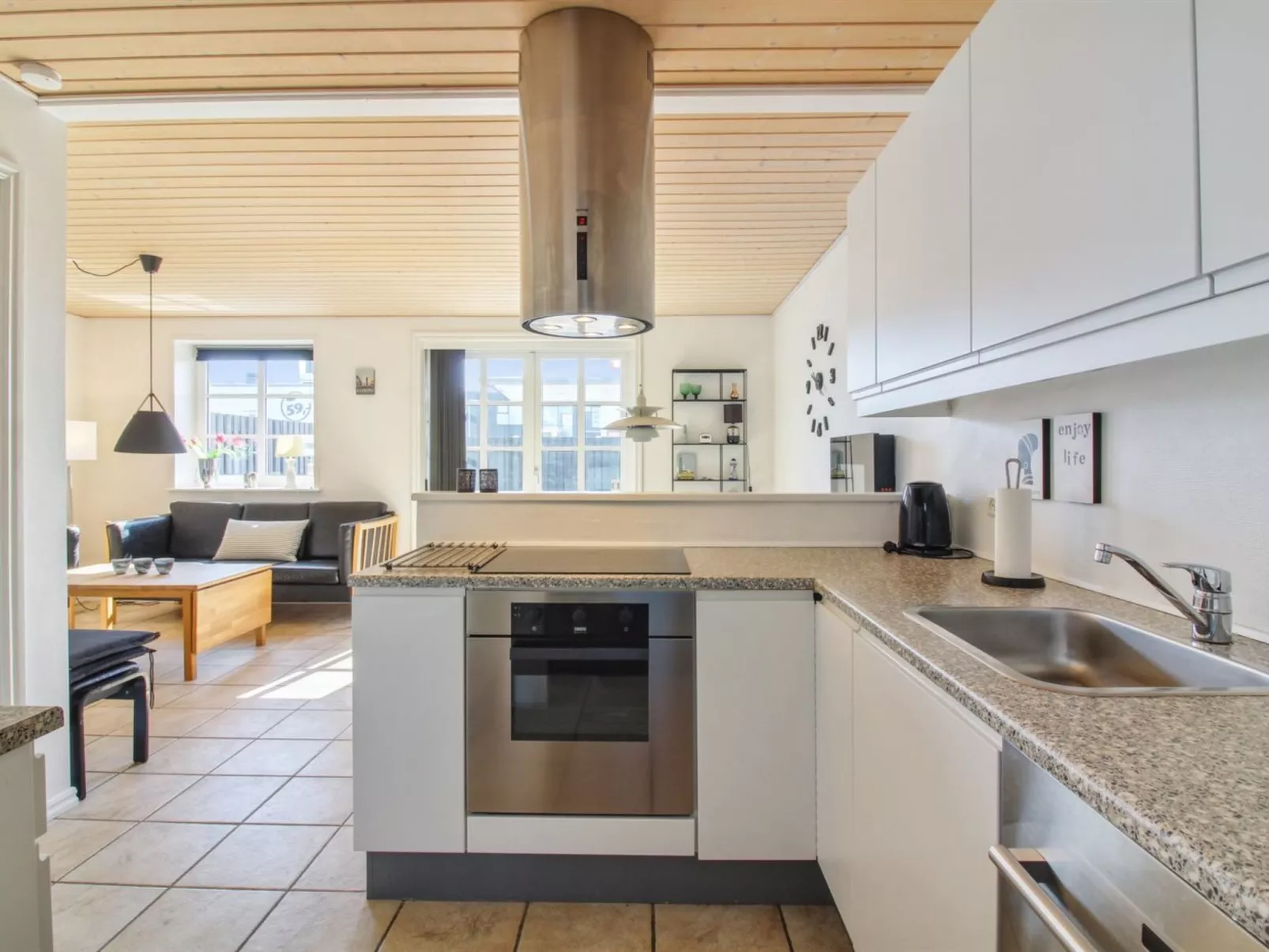 "Alessandra" - 500m from the sea-Binnen