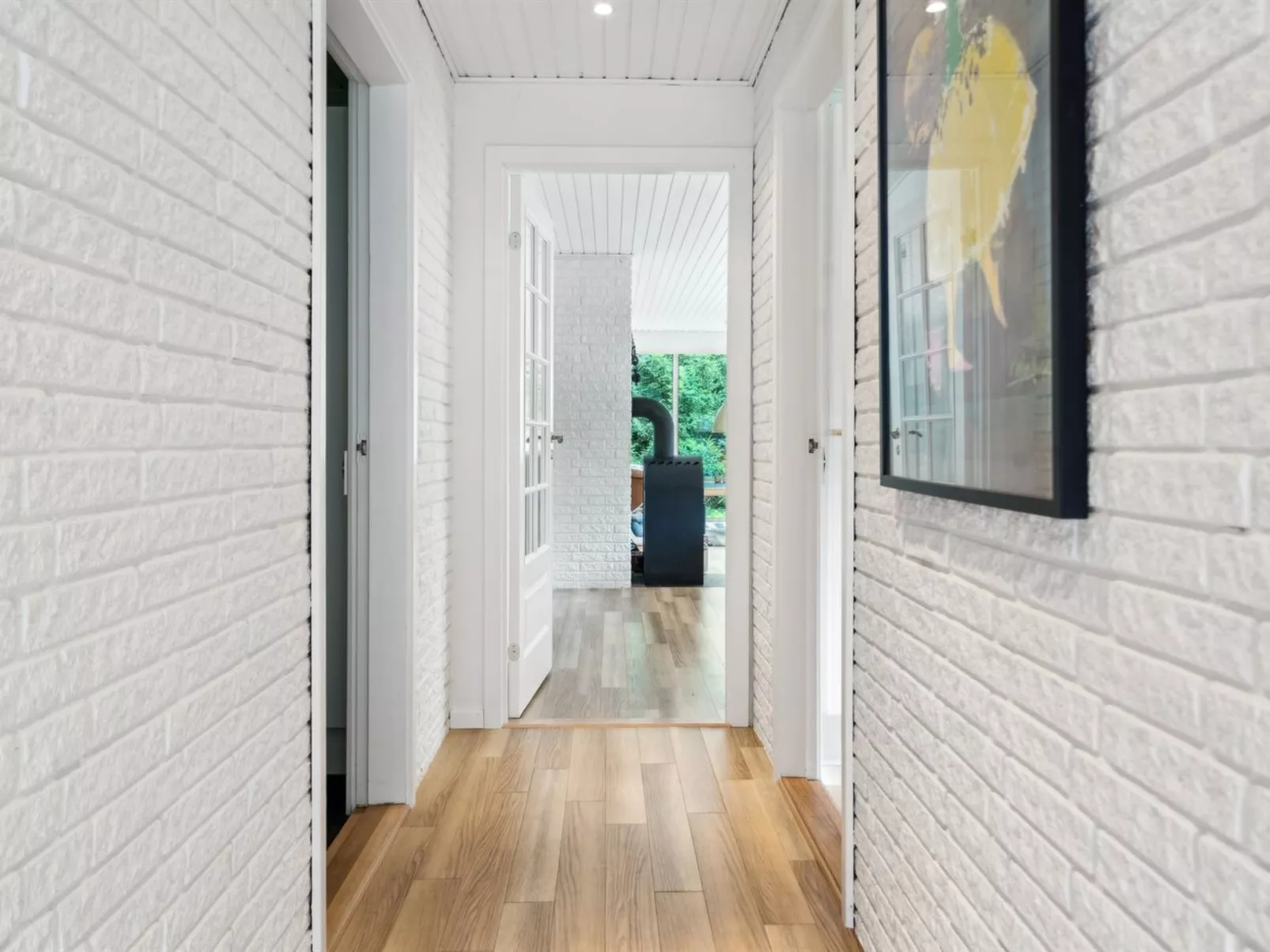 "Ingebrit" - 7km from the sea-Binnen