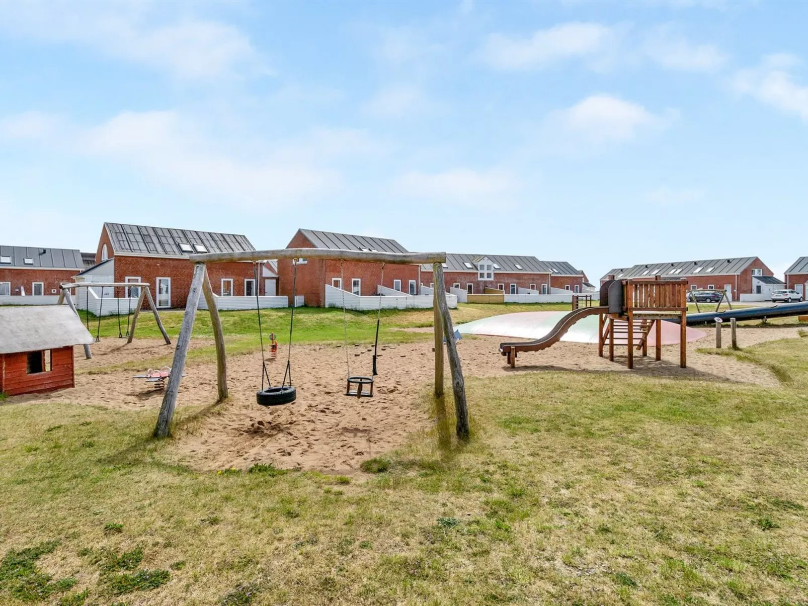 "Ilka" - 2.3km from the sea-Binnen