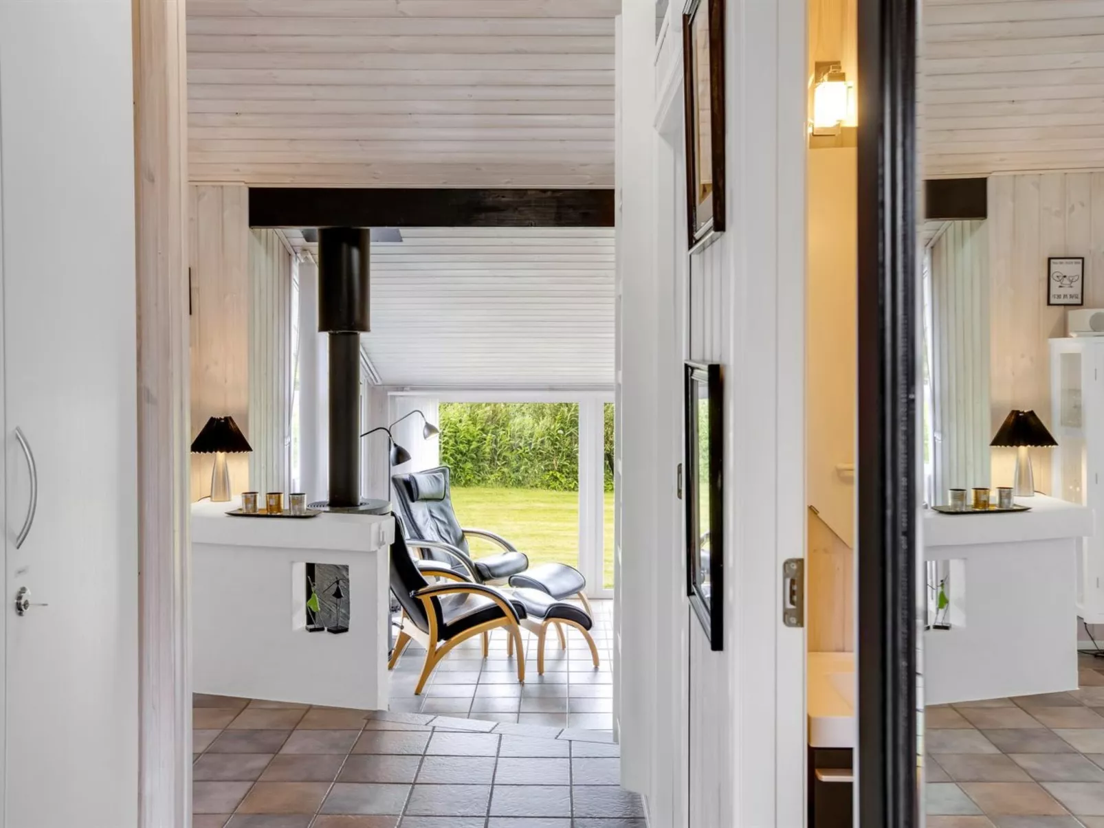 "Tinja" - 700m from the sea-Binnen