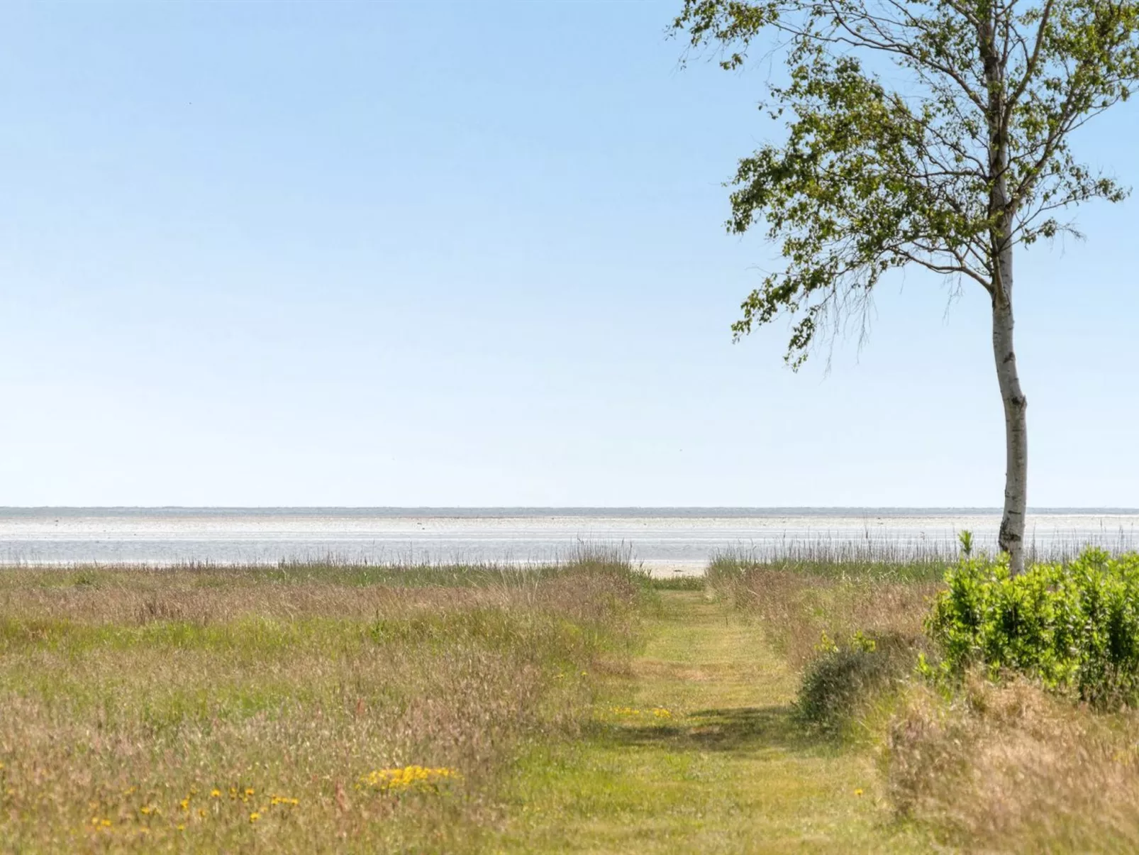 "Lycka" - 3km from the sea