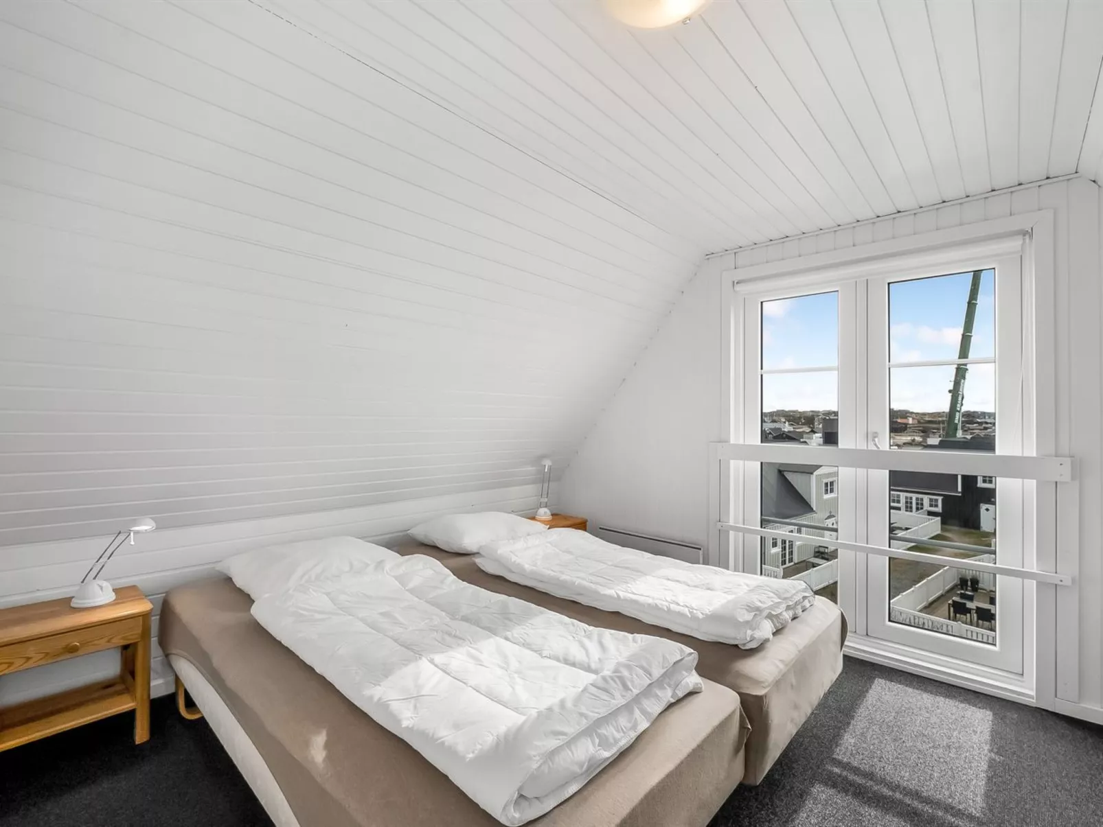 "Venla" -  from the sea-Binnen