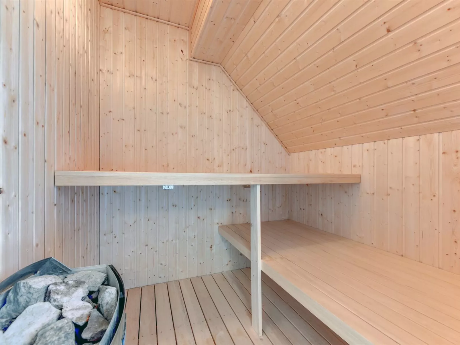 "Tabithe" - 2.2km from the sea-Binnen