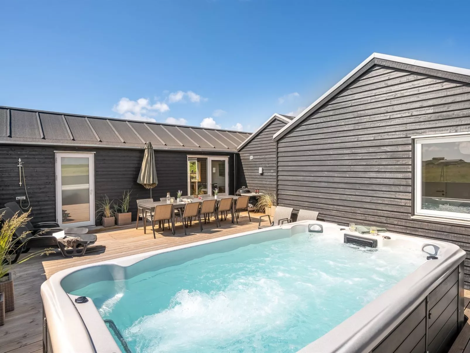 "Ivar" - 300m from the sea-Binnen