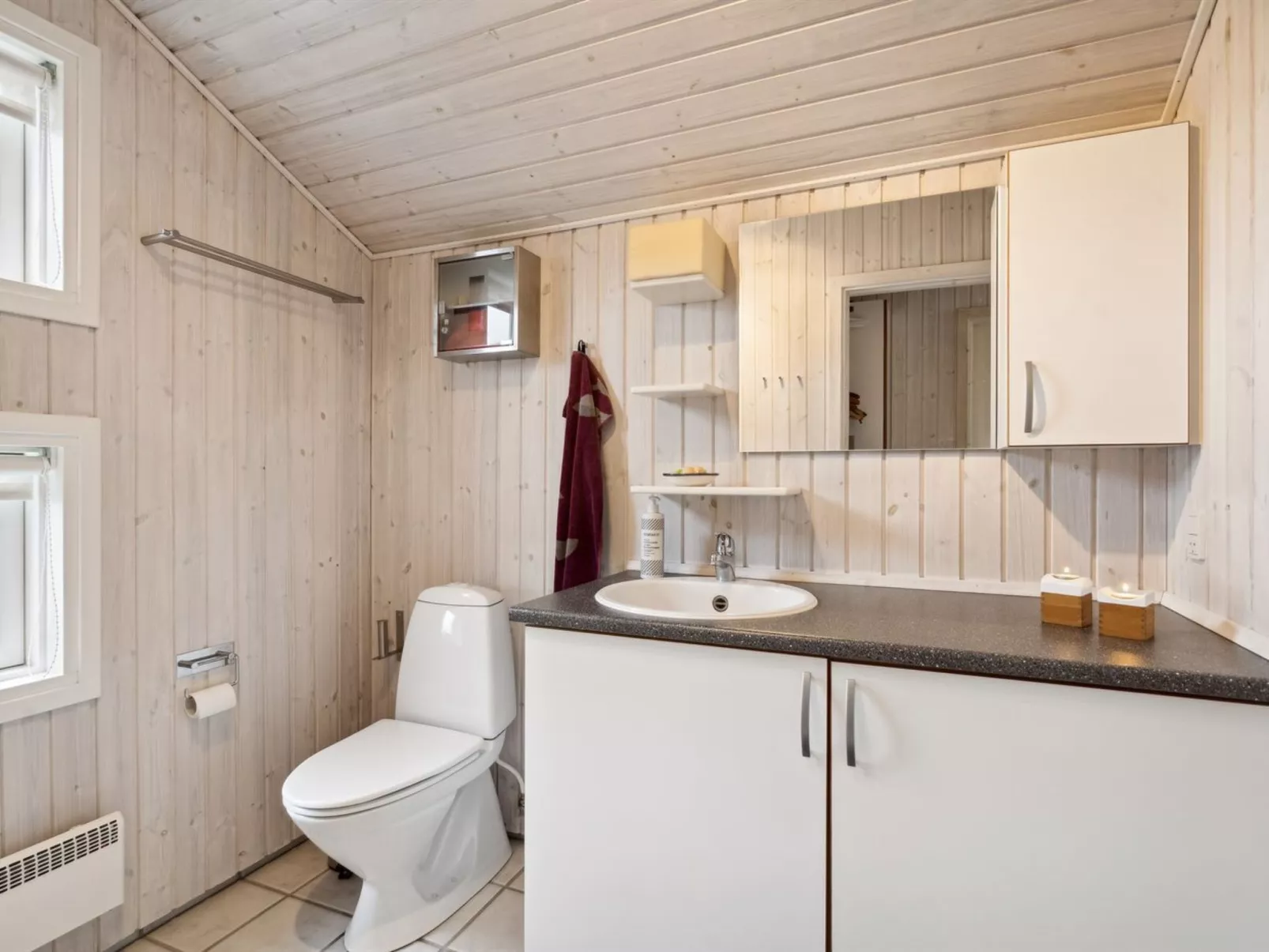 "Hereth" - 100m from the sea-Binnen