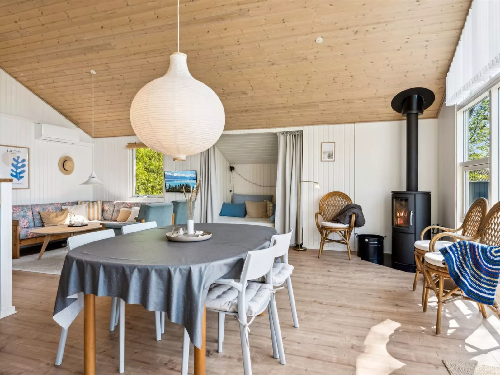 "Anne" - 150m from the sea-Binnen